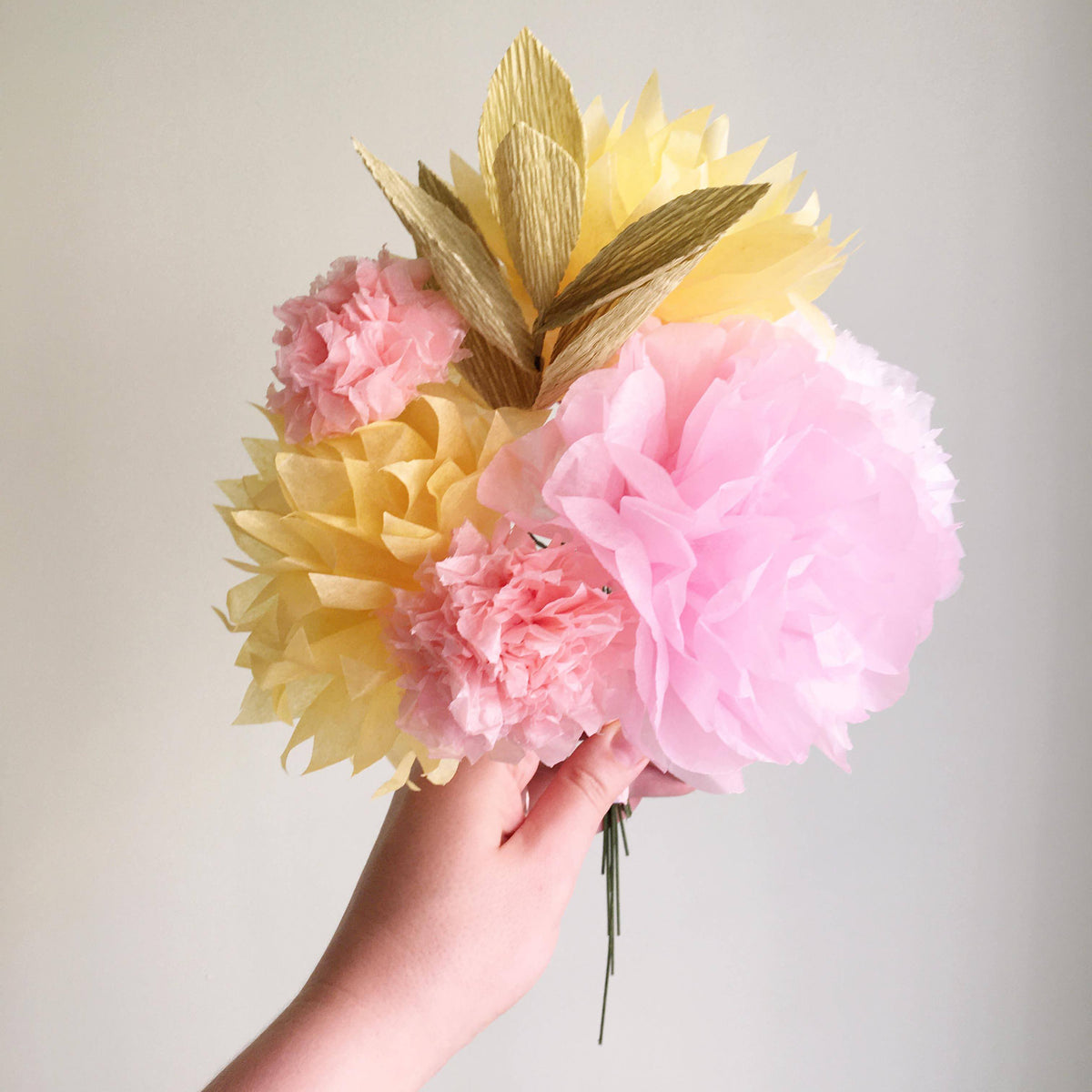 3 Wrapping Techniques To Make Your Bouquet Stand Out
