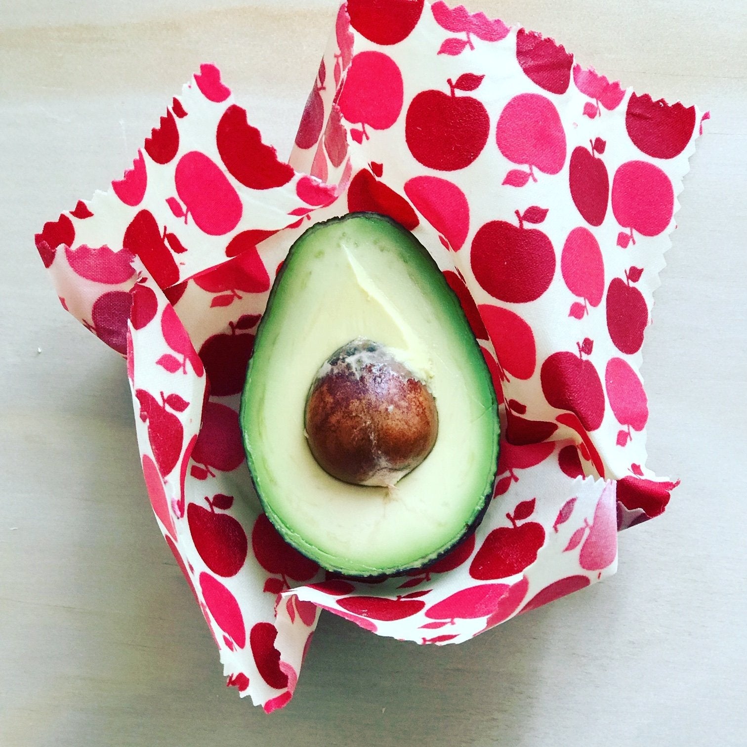 DIY Beeswax Food Wraps Tutorial