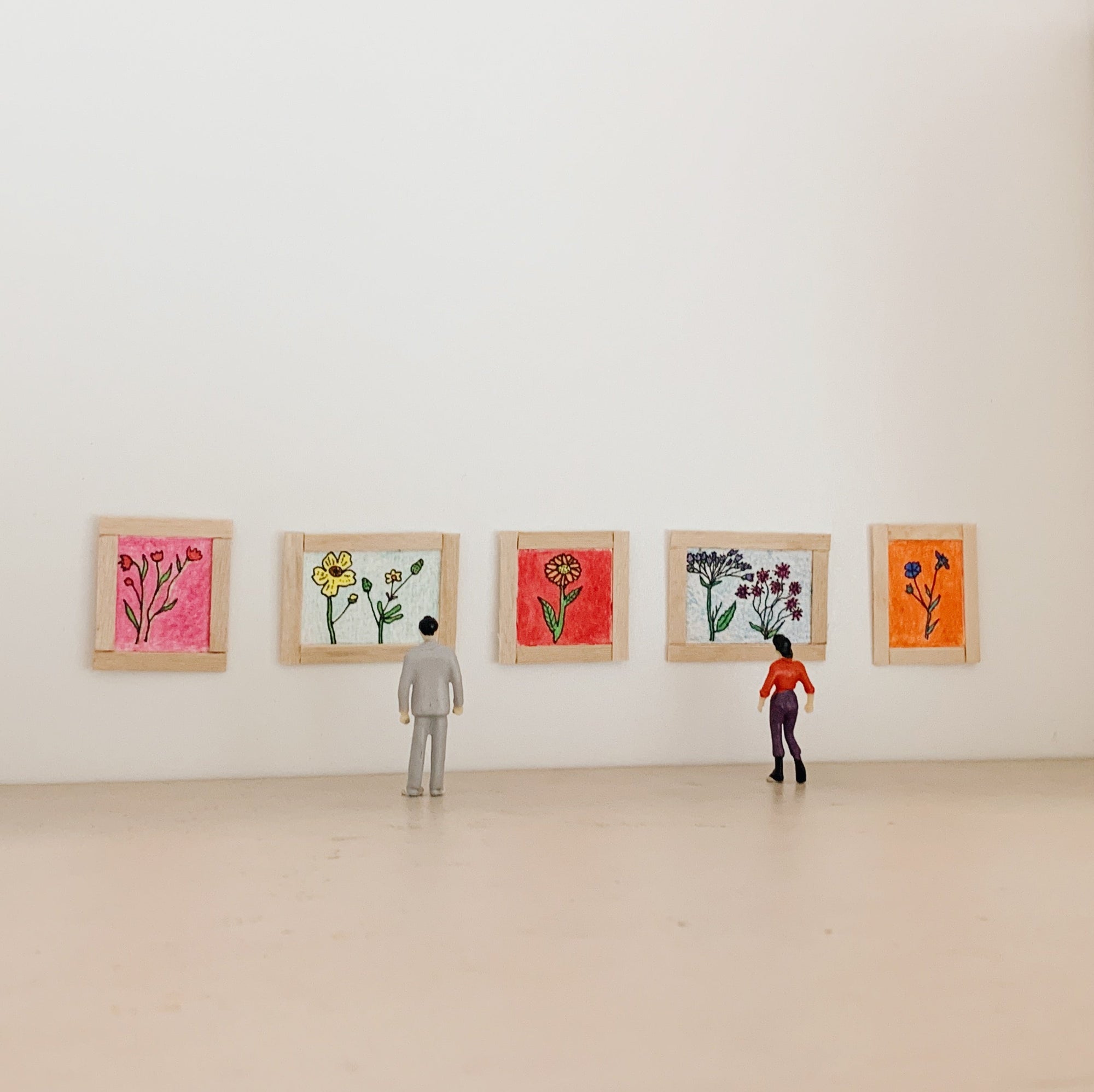 Make a Tiny Art Show!