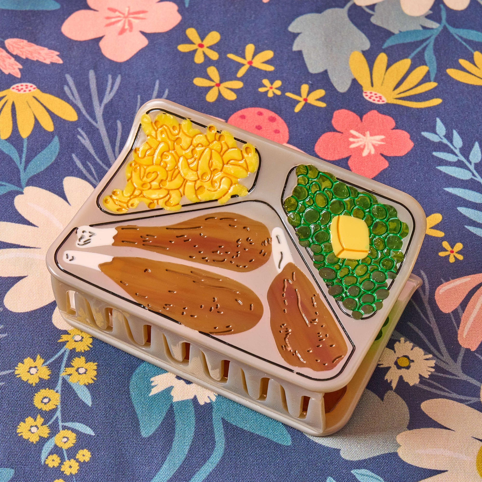 Large TV Dinner Hair Claw Clip