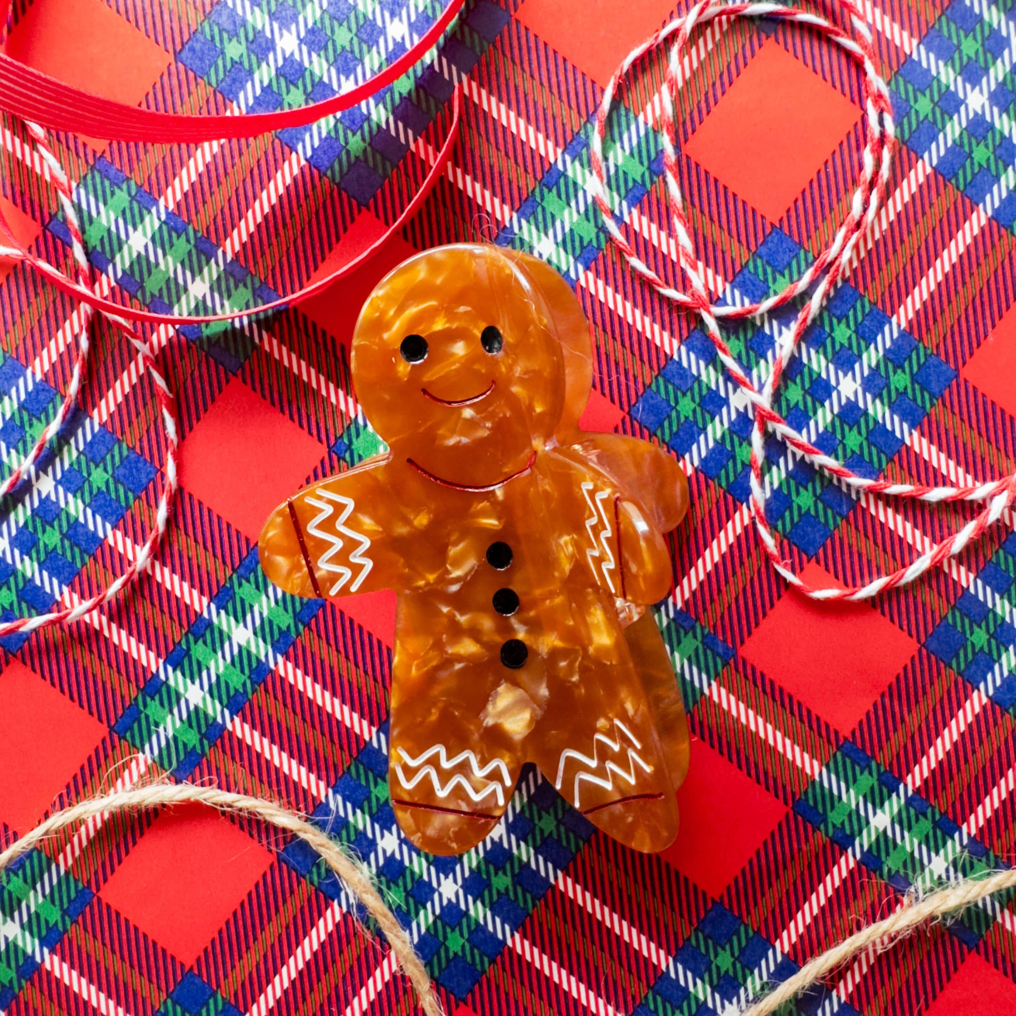 Midi Gingerbread Holiday Cookie Hair Claw Clip