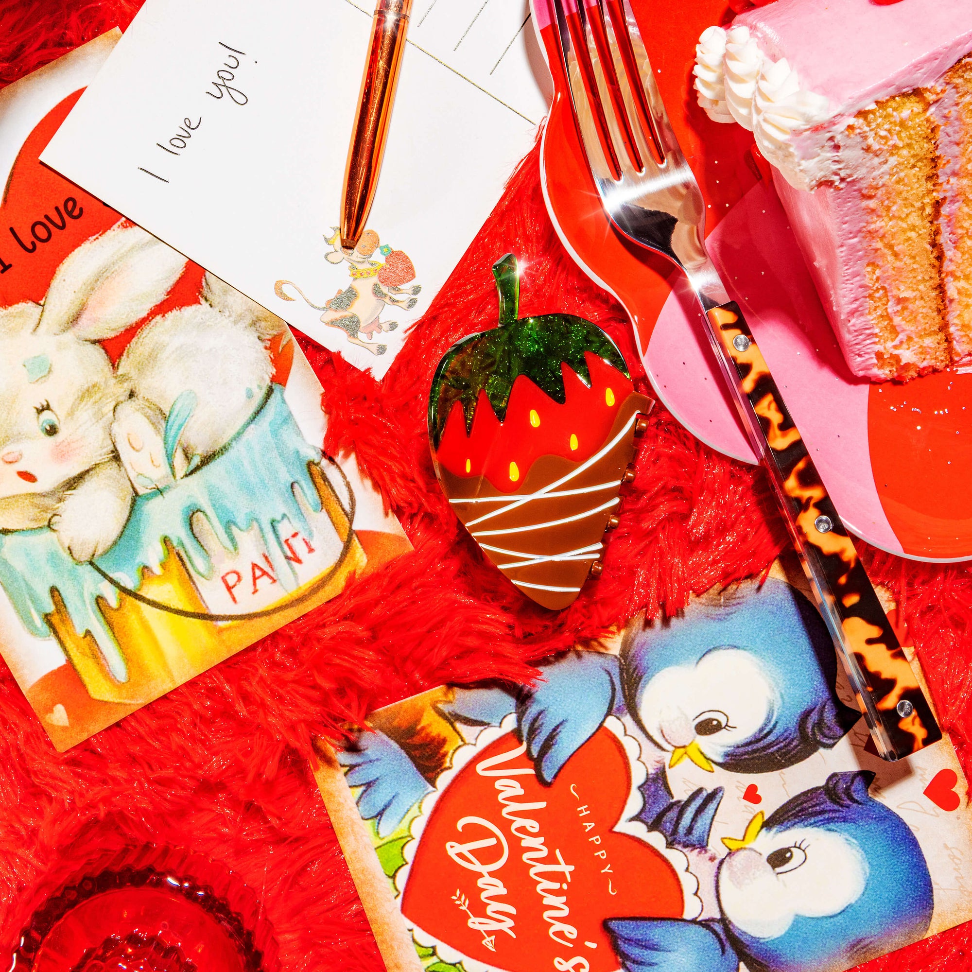 Midi Chocolate Covered Strawberry Hair Claw Clip